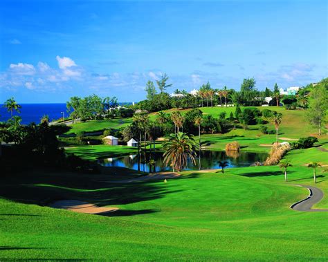 bermuda golf course layout.